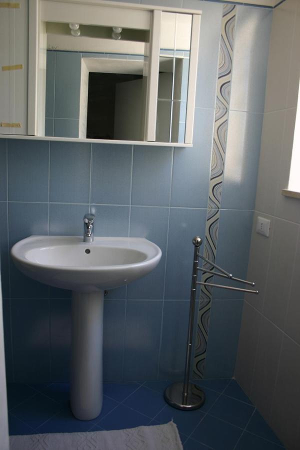 Appartamento In Villa Fortunata Terra Marina Serra Exteriér fotografie